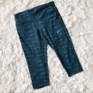 Nike Cropped Leggings